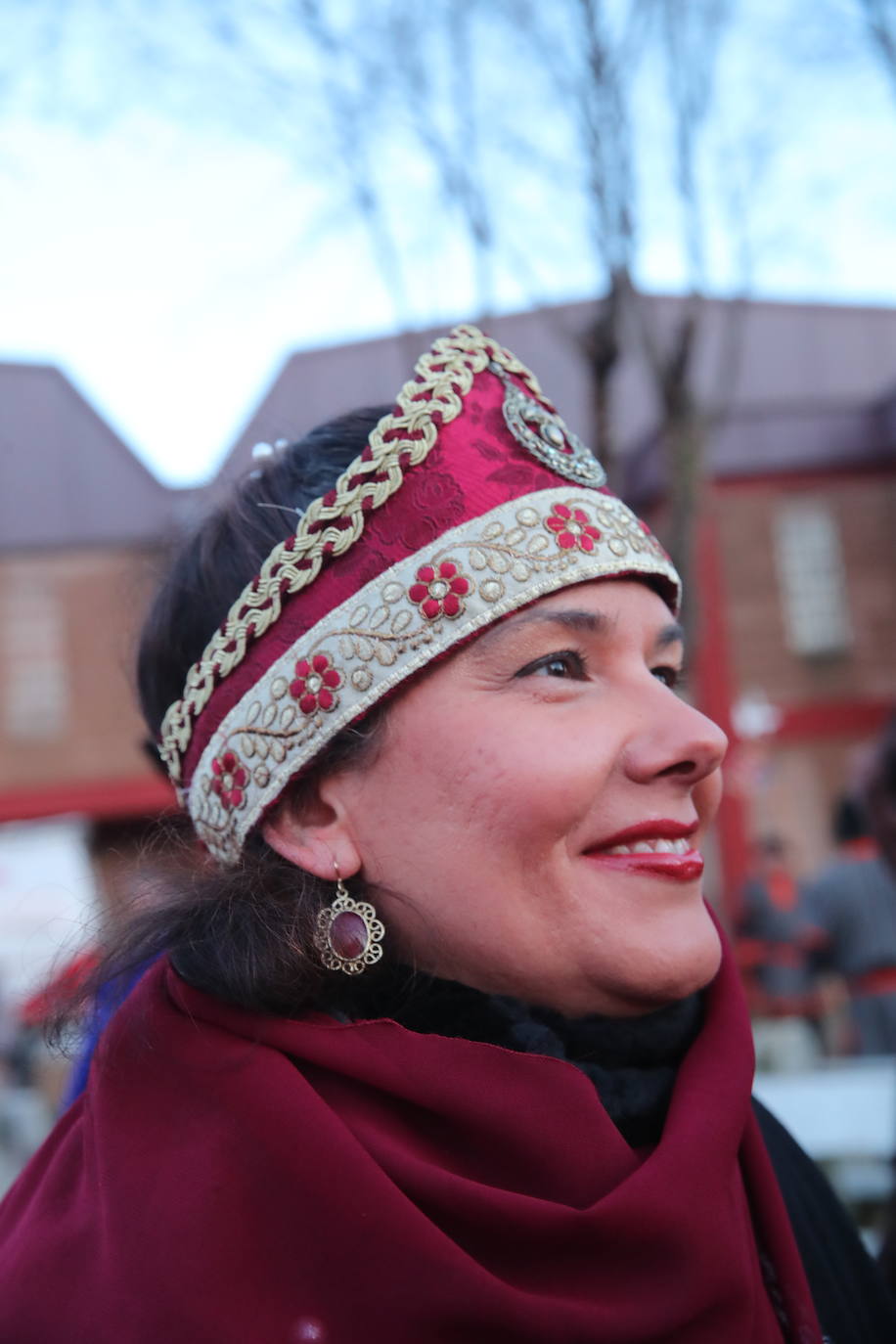 Las calles de Tordesillas rinden pleitesía a la reina Juana de Castilla