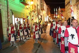 Las calles de Tordesillas rinden pleitesía a la reina Juana de Castilla