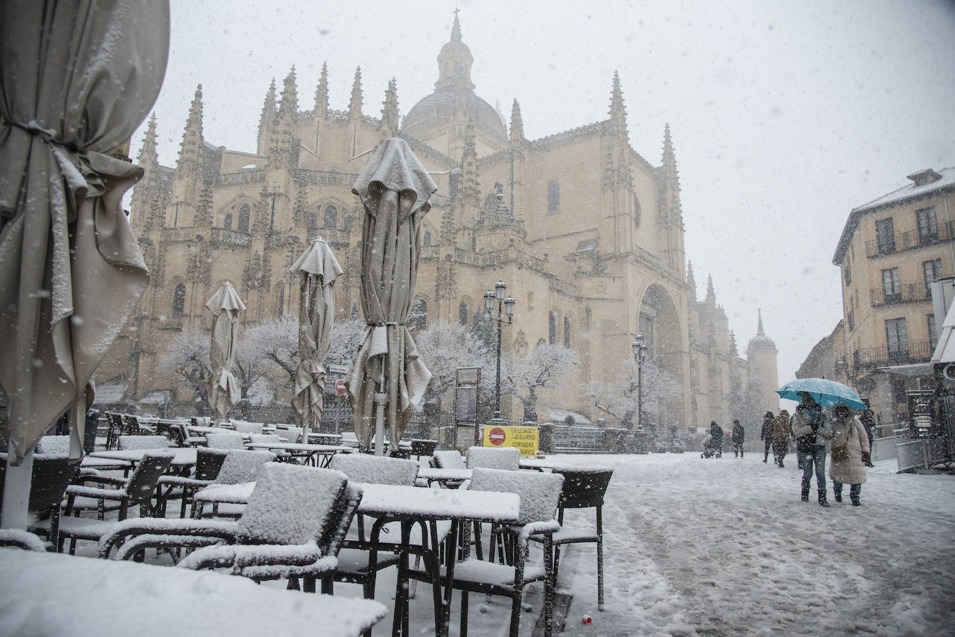 La nevada en Segovia capital, en imágenes