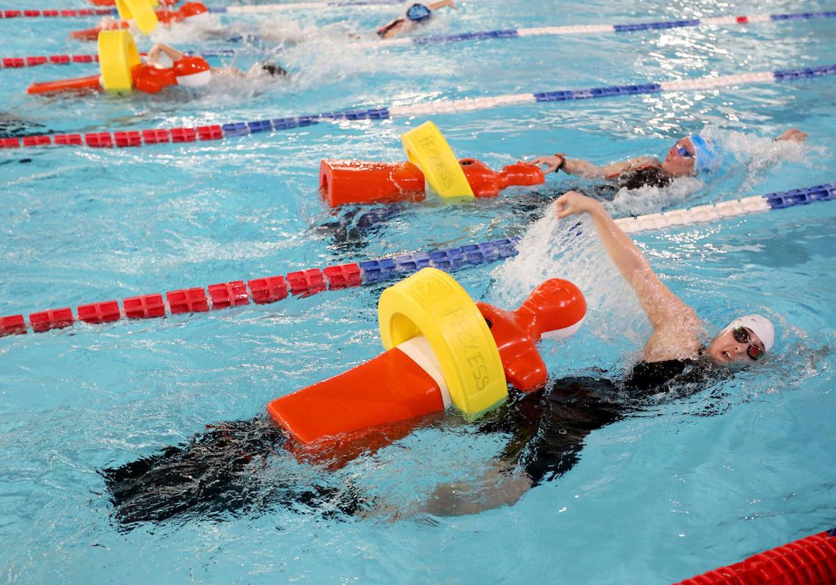 Una de las pruebas celebradas en la piscina de Parquesol este sábado.