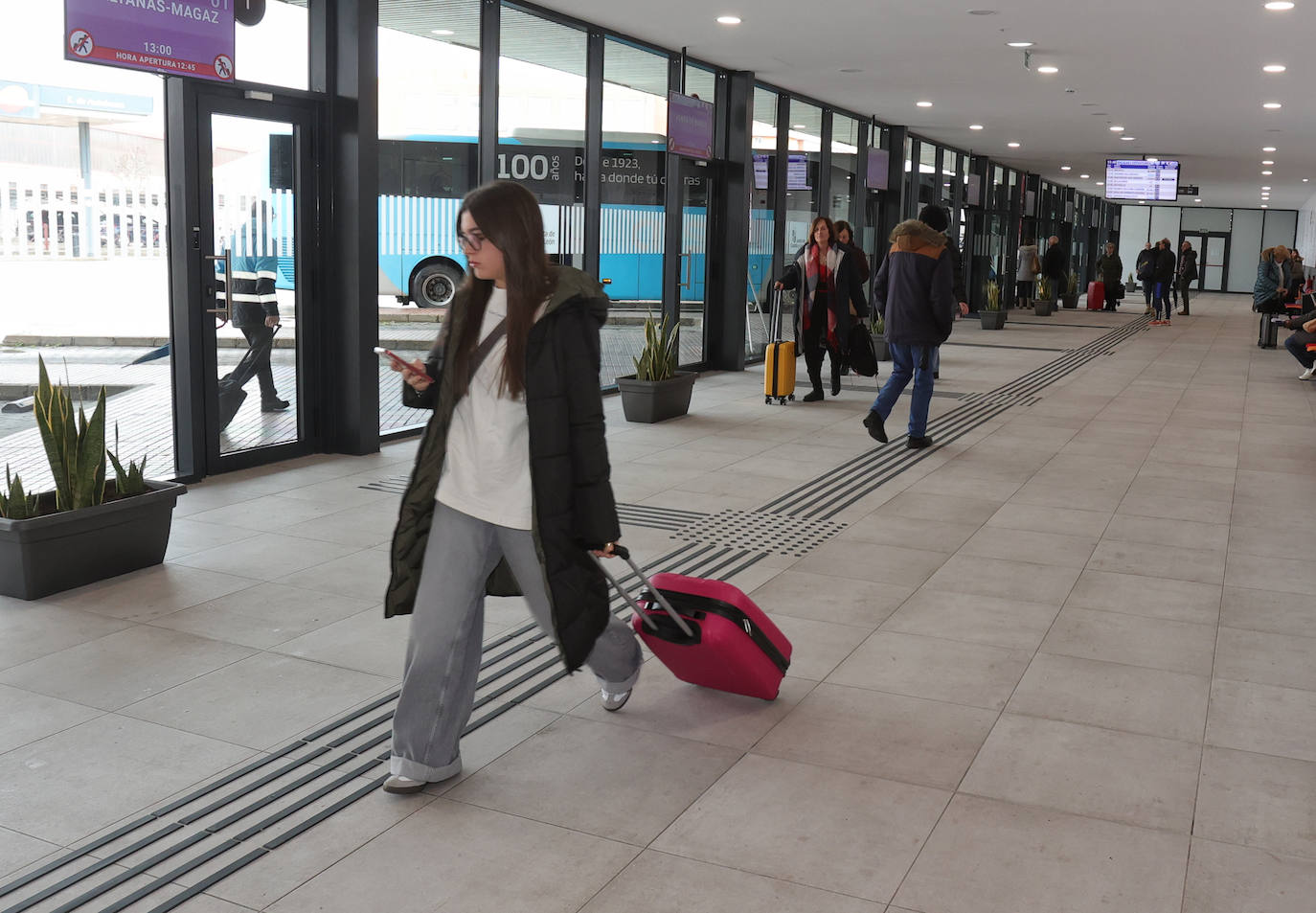 Mañueco inaugura la nueva estación de autobuses de Palencia