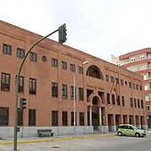 Condenan a un banco a devolver 3.000 euros a tres vecinos por una cláusula abusiva