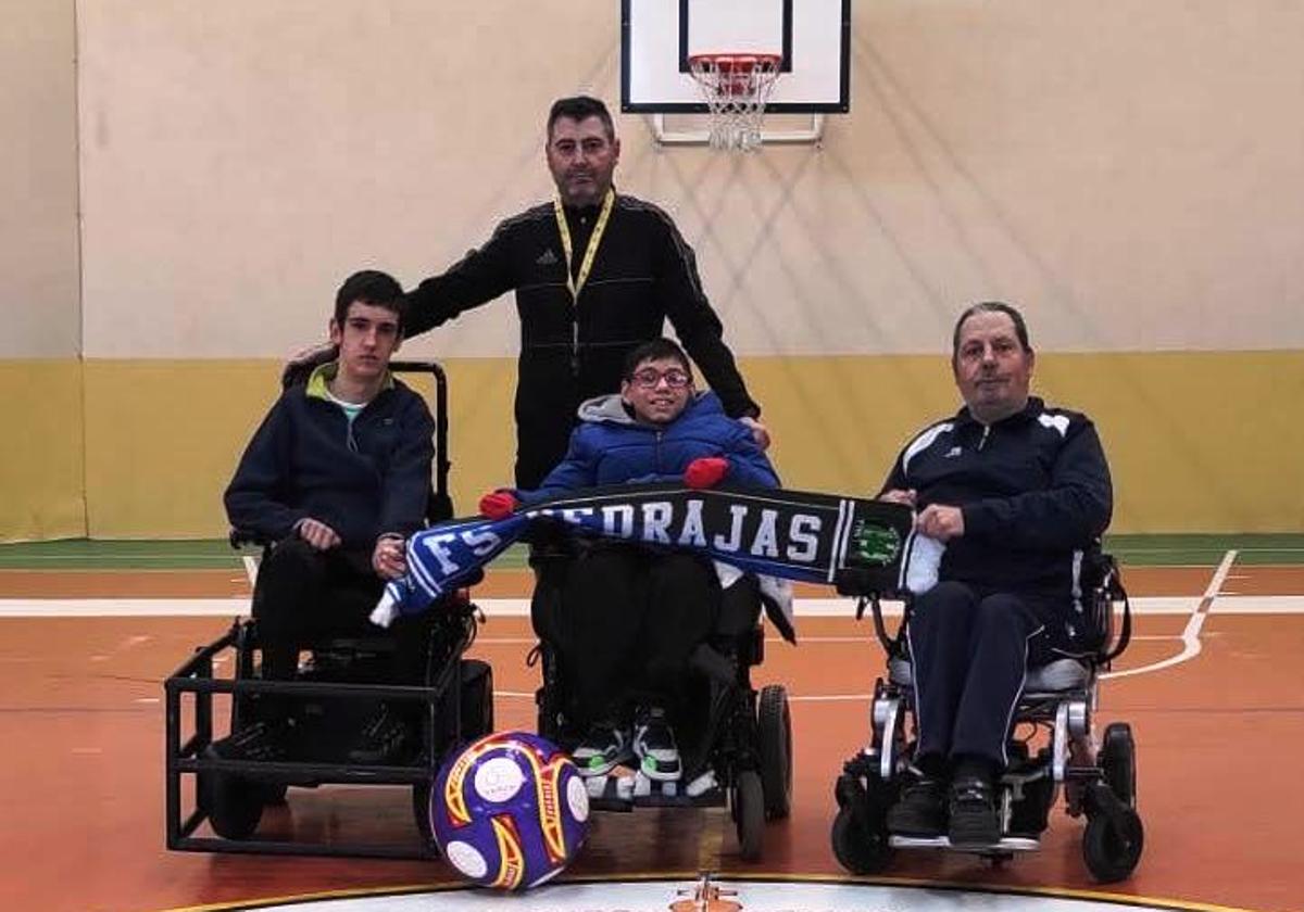 Fernando Sanz, Héctor, Alex y Juanma, integrantes por ahora del equipo 'Powerchair Football' del C.D. Fútbol Sala Pedrajas.