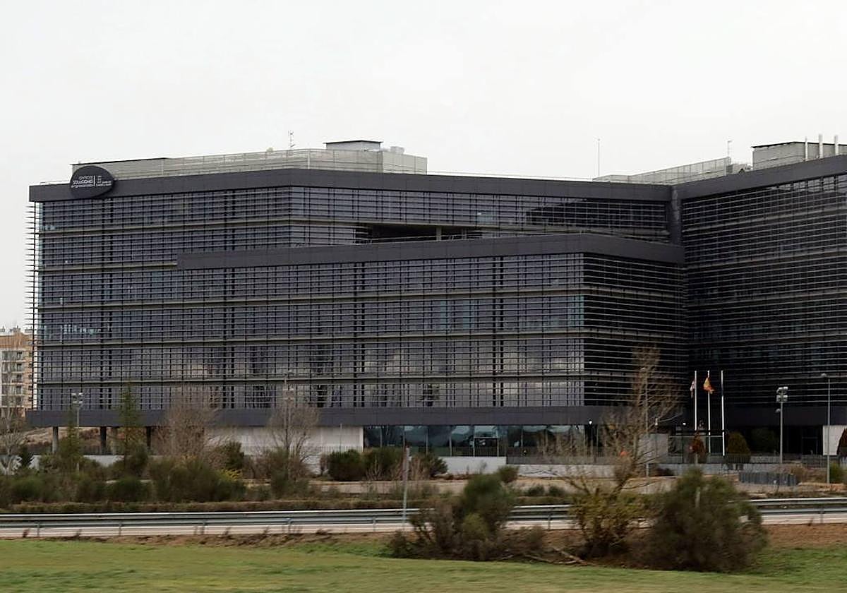 Edificio en Arroyo de la Encomienda de la Junta de CyL.