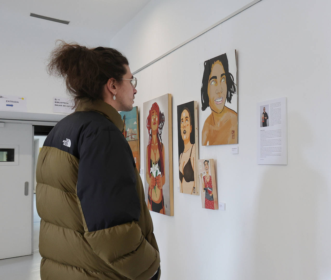 Fumantwo expone en el Lecrác parte de su obra dedicada a la mujer