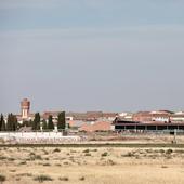 Se alquilan las piscinas con bar de un pueblo de Valladolid por 1.200 euros al año