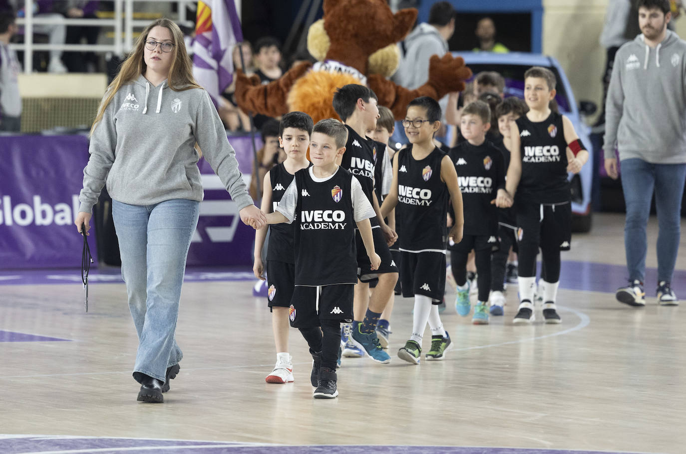 La presentación de la cantera del Real Valladolid de Baloncesto, en imágenes