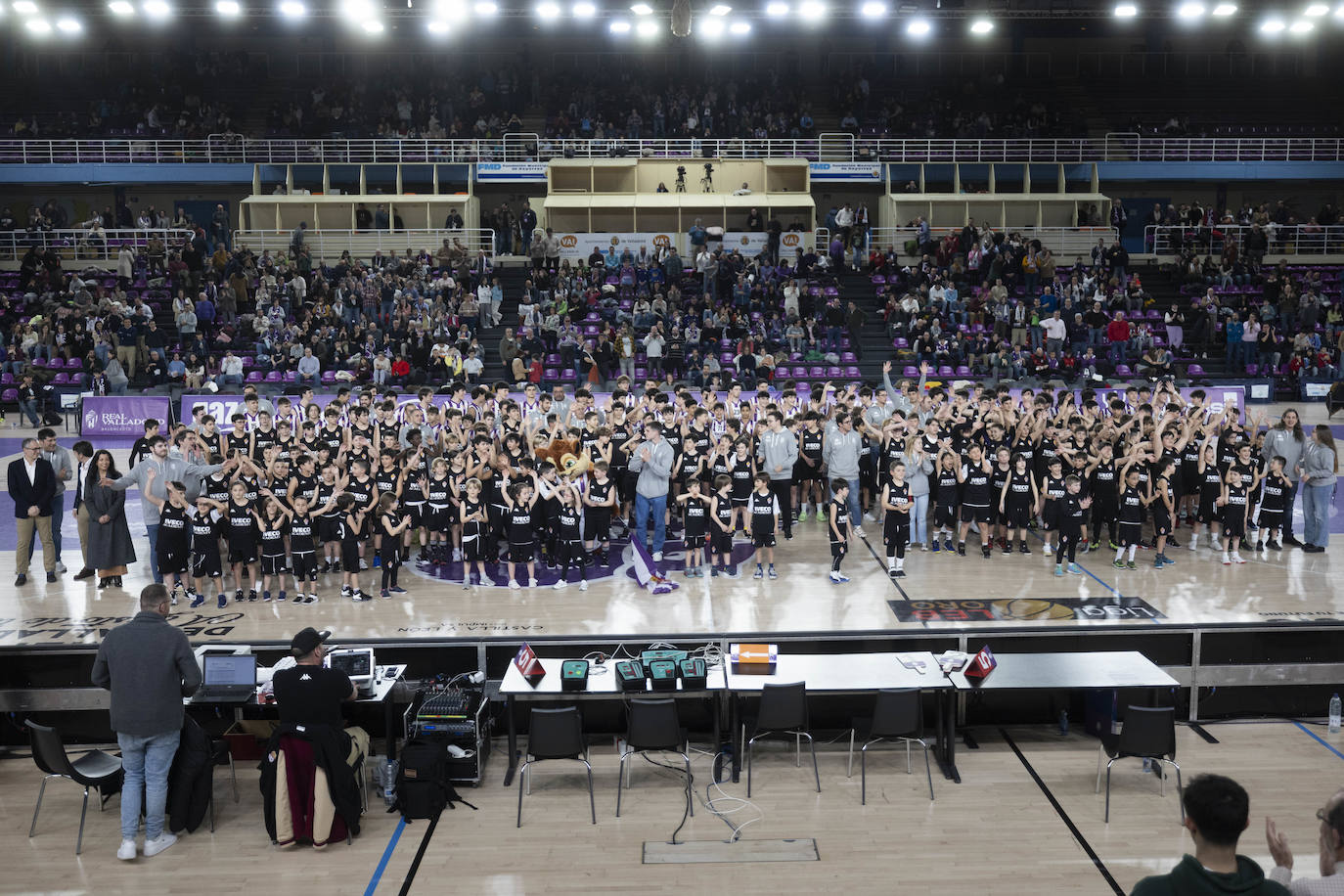 La presentación de la cantera del Real Valladolid de Baloncesto, en imágenes