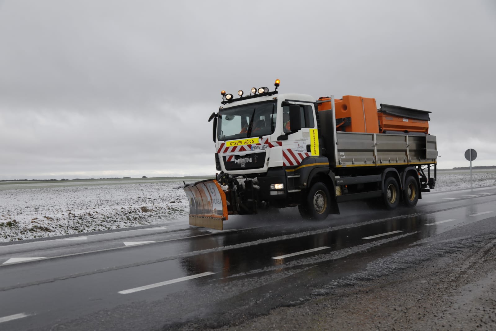 La provincia de Valladolid cubierta de nieve, en imágenes