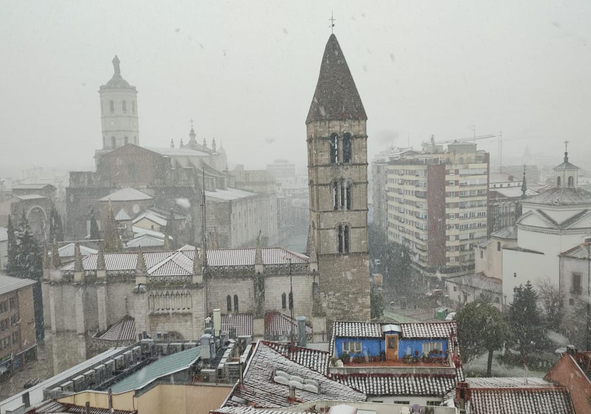 Las imágenes de Valladolid teñida de blanco por la nieve