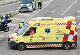 Imagen de archivo de una ambulancia de Sacyl.