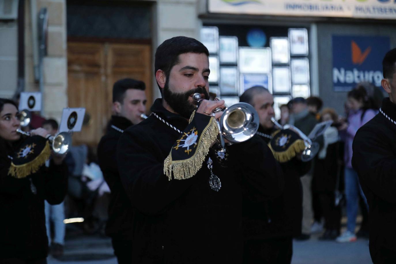 Pasacalles de bandas de Semana Santa en Peñafiel