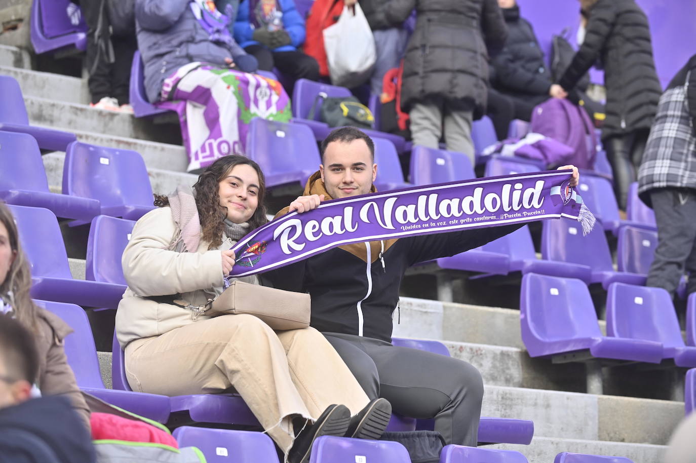 Búscate en la grada del Estadio José Zorrilla (1 de 4)