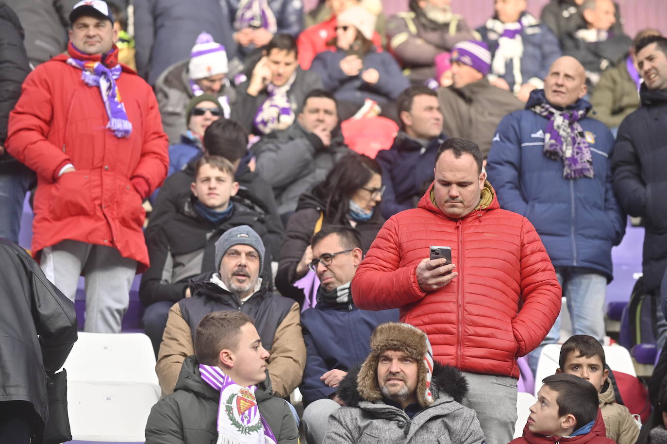 Búscate en la grada del Estadio José Zorrilla (1 de 4)