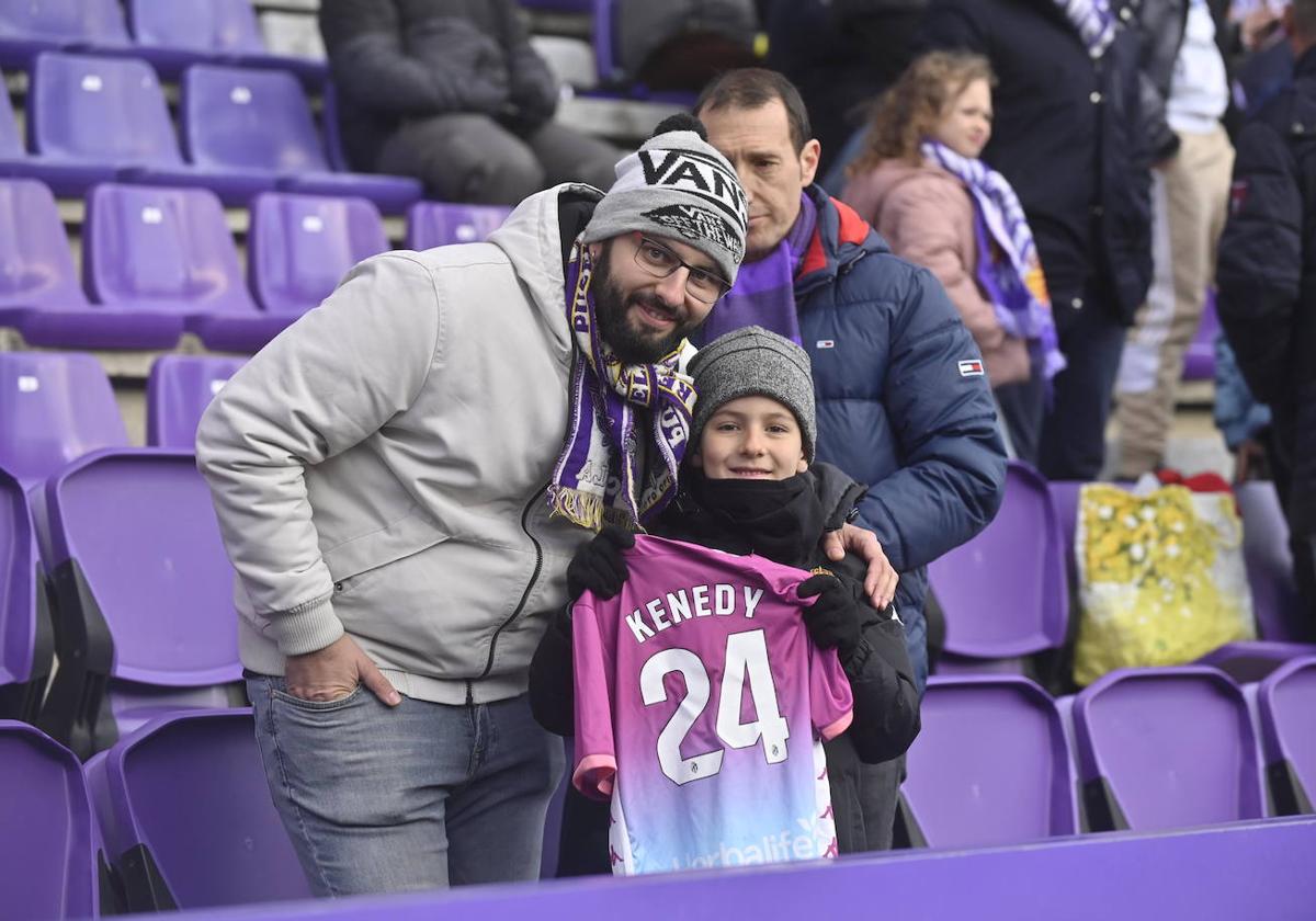 Búscate en la grada del Estadio José Zorrilla (1 de 4)