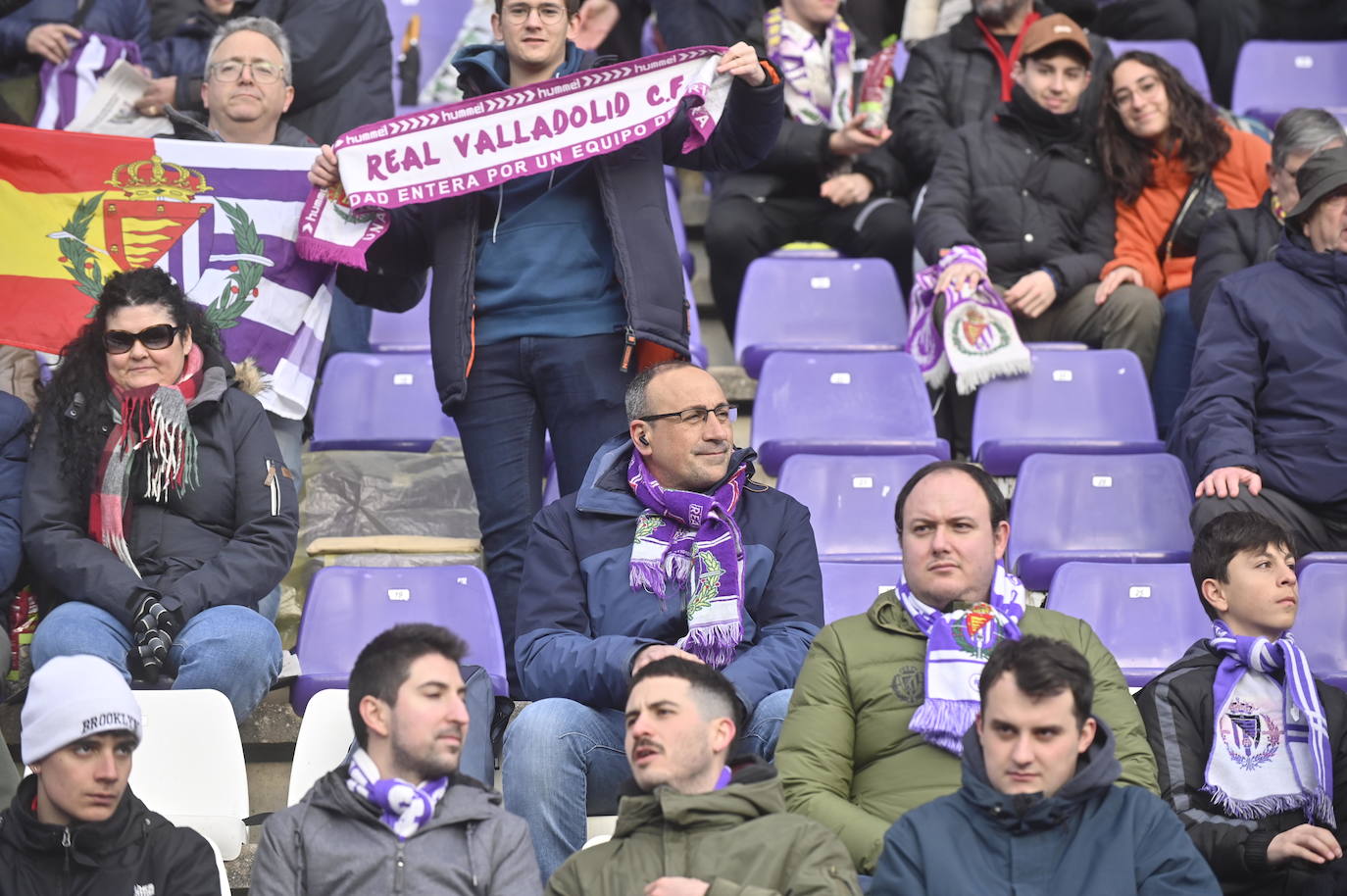 Búscate en la grada del Estadio José Zorrilla (2 de 4)