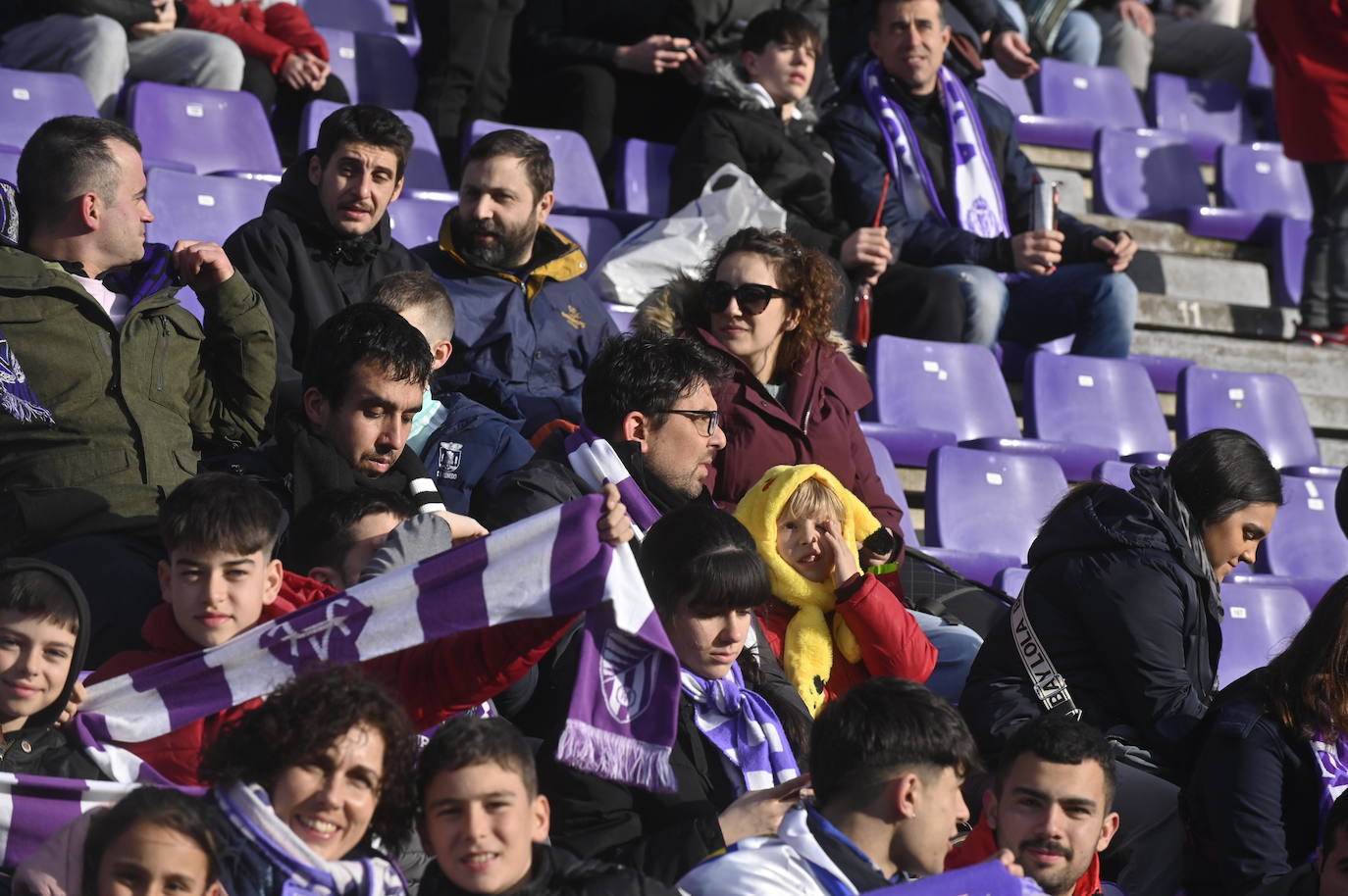 Búscate en la grada del Estadio José Zorrilla (3 de 4)