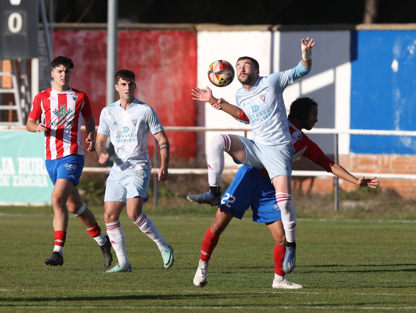 Las imágenes del partido entre el Atlético Tordesillas y el Mirandés