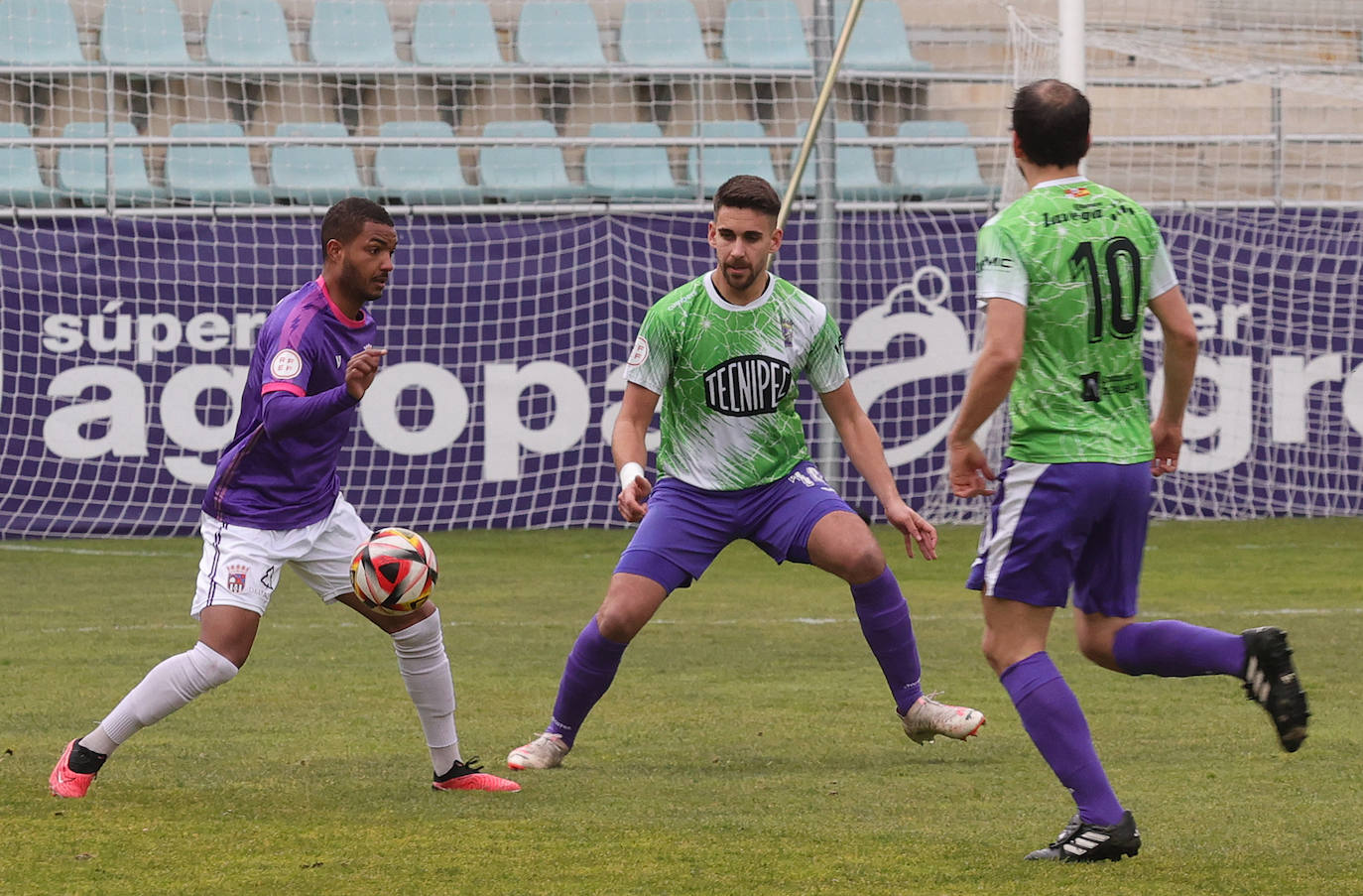 Empate sin goles en el derbi Palencia CF-Becerril