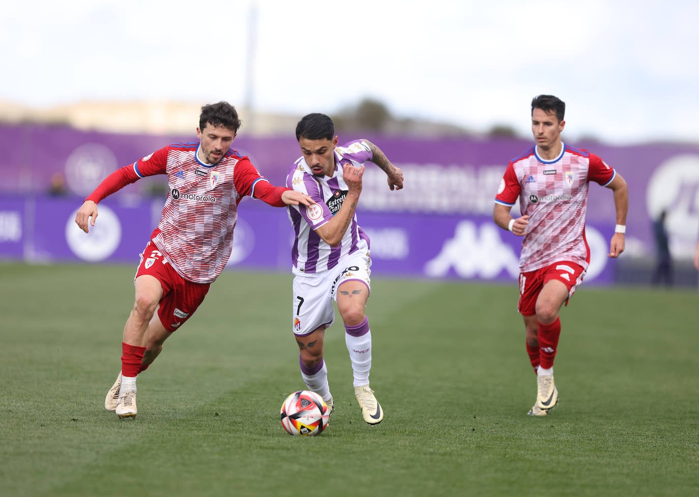 Las imágenes del partido del Promesas frente al SD Compostela