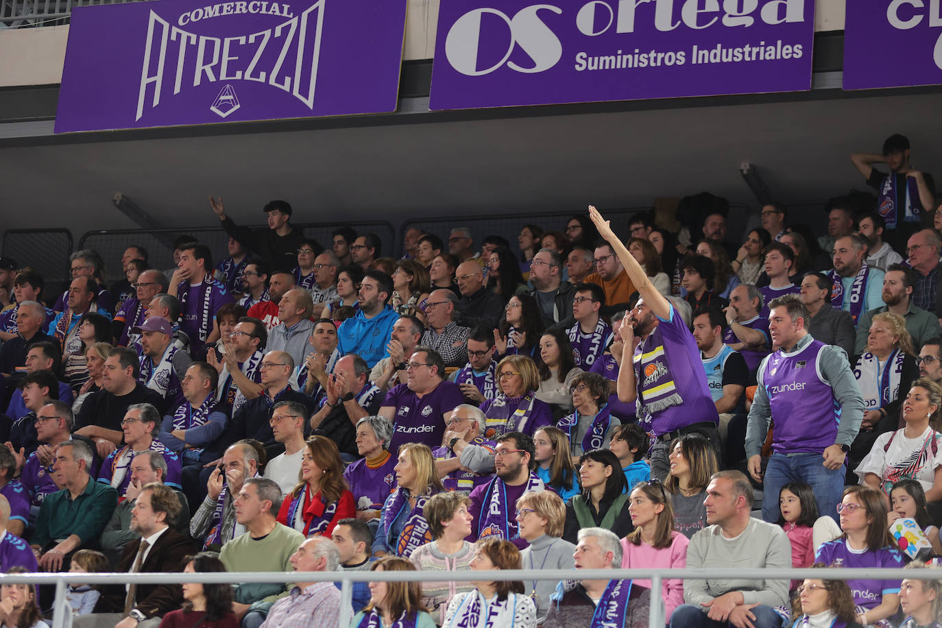 Búscate en el Pabellón en el partido del Zunder Palencia-Andorra