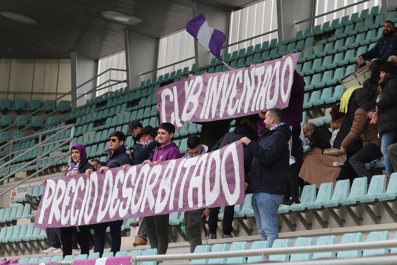 Búscate en las gradas en el derbi Palencia CF-Becerril