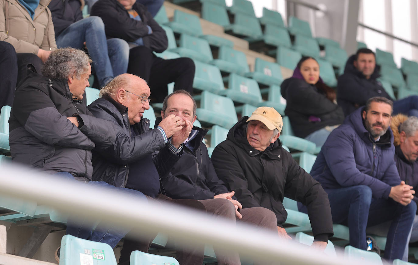 Búscate en las gradas en el derbi Palencia CF-Becerril