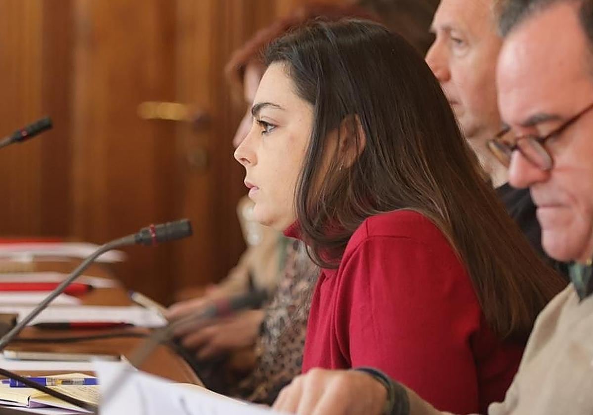 Leire Montero en el pleno municipal.