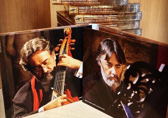 Jordi Savall y Diego Fernández Magdaleno, dos músicos unidos en el disco.