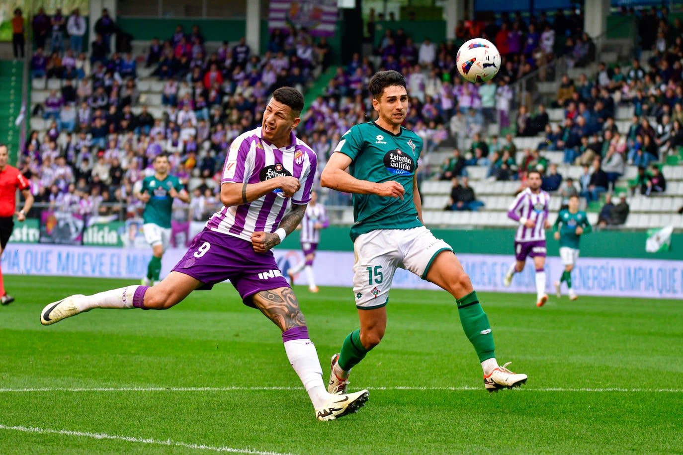 El encuento entre el Racing de Ferrol y el Real Valladolid, en imágenes