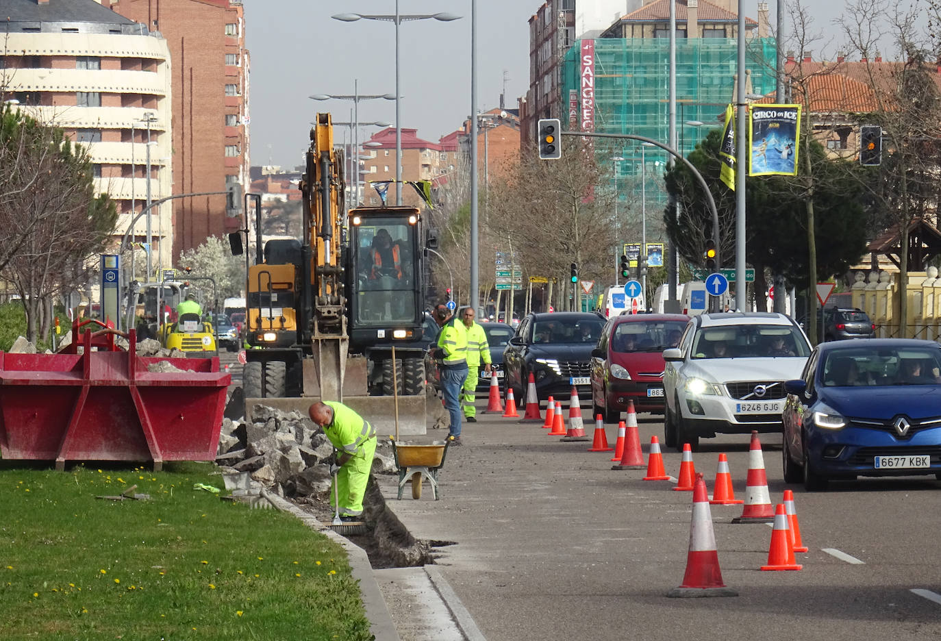 Obras en el paseo del Arco de Ladrillo