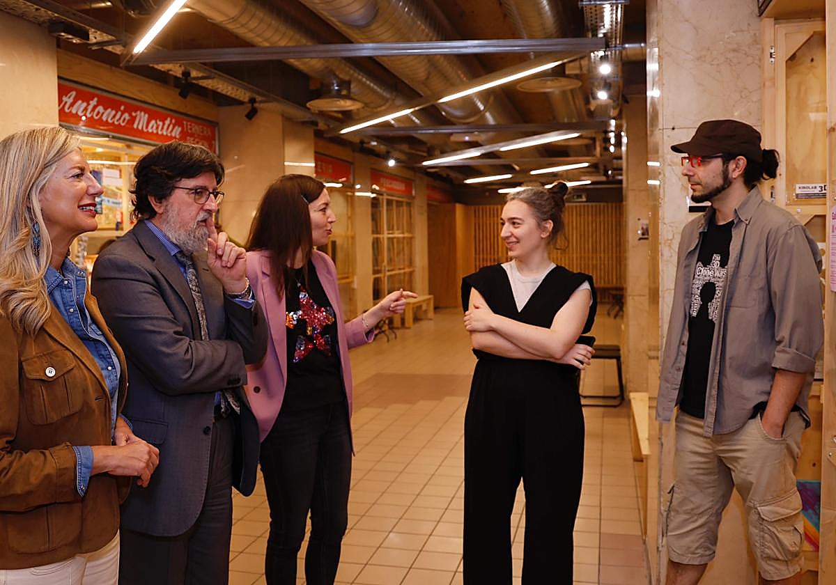 Presentación del programa CreArt en las Galerías VA.