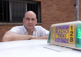 El ya expresidente de los taxistas, Alberto Romo.