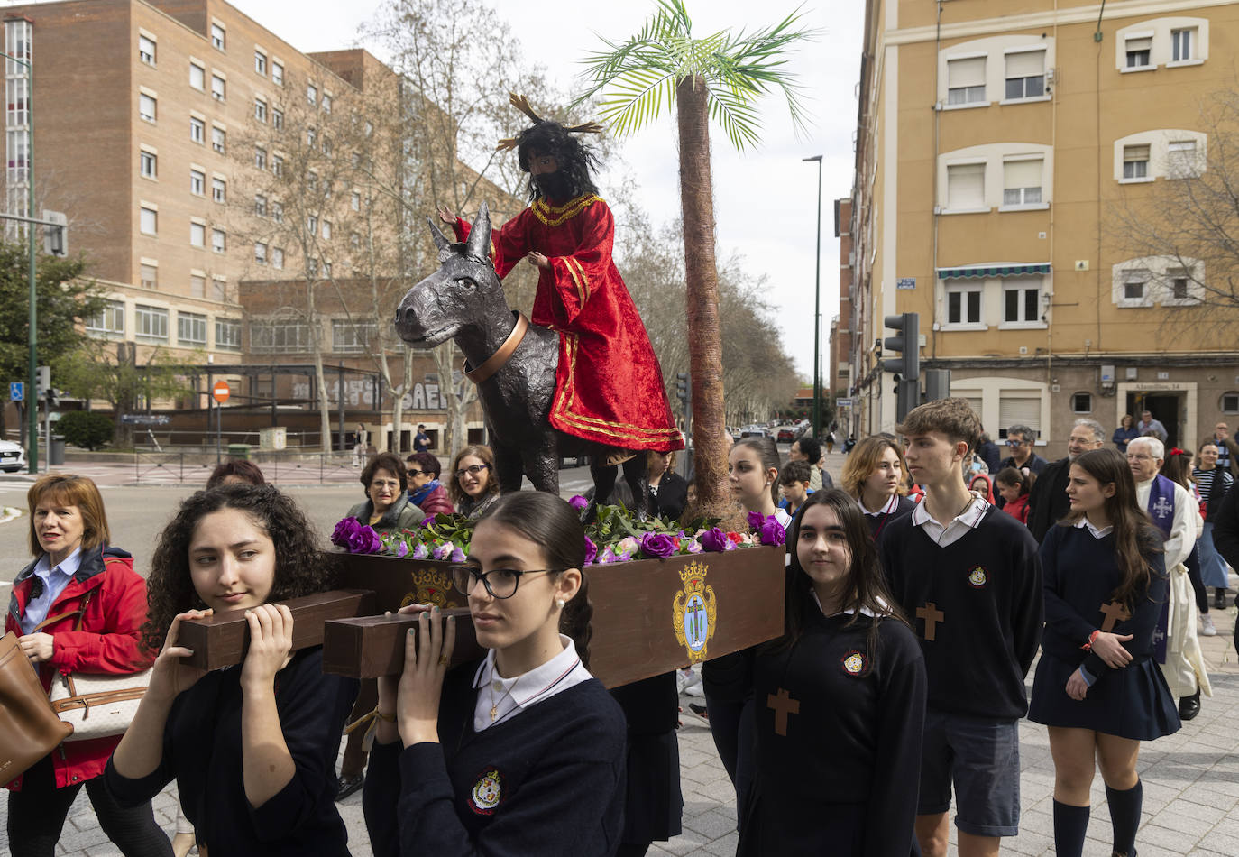 Las imágenes de la procesión protagonizada por los escolares vallisoletanos