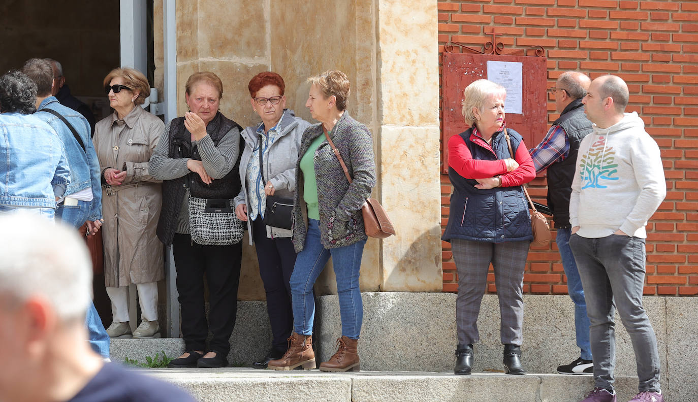 Multitudinario adiós a David Nieto