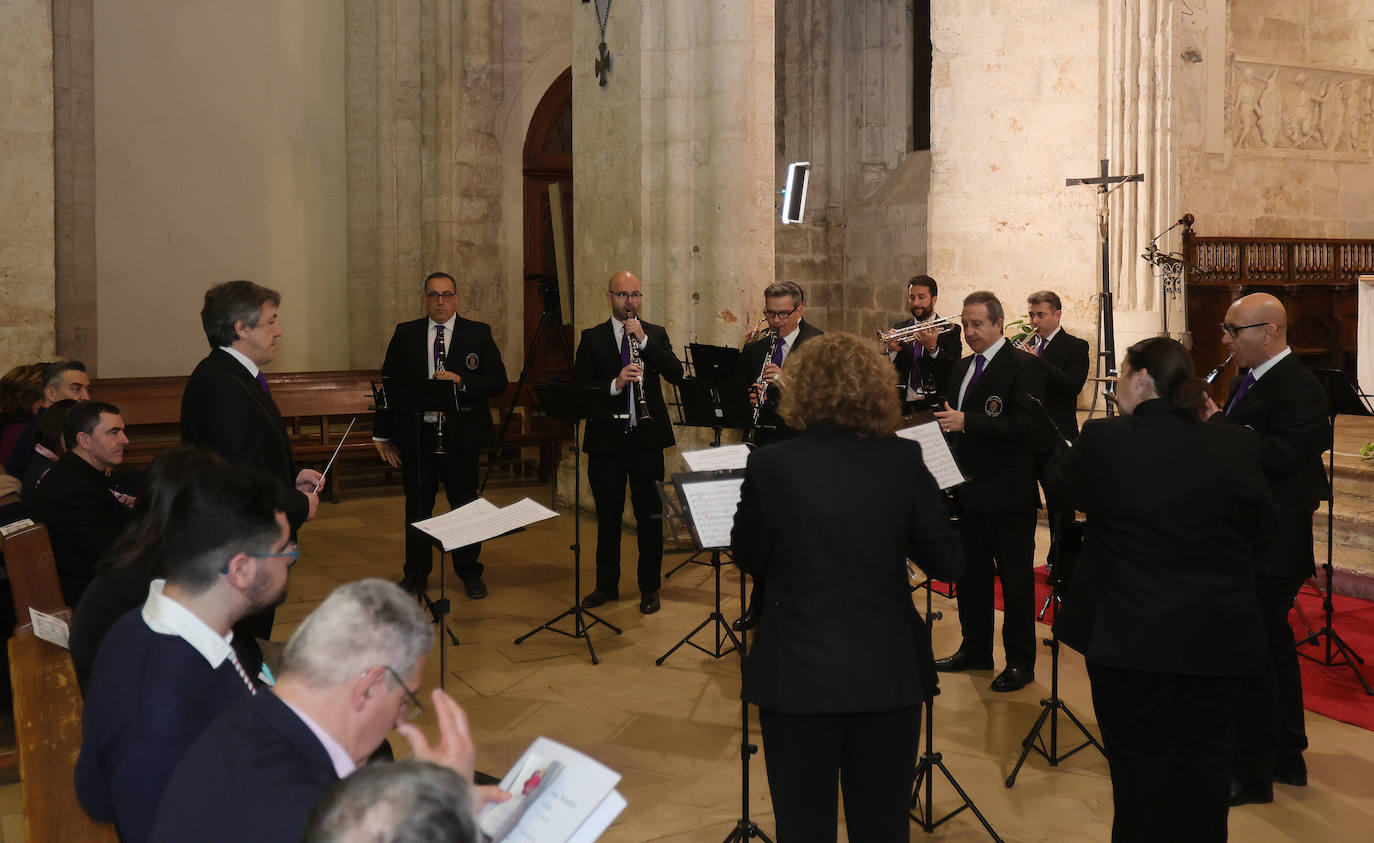 El pregonero pondera las fortalezas de la Semana Santa