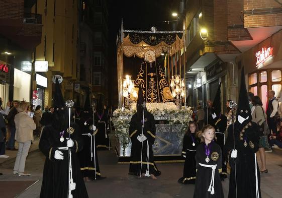 La procesión de la Soledad de la Virgen.