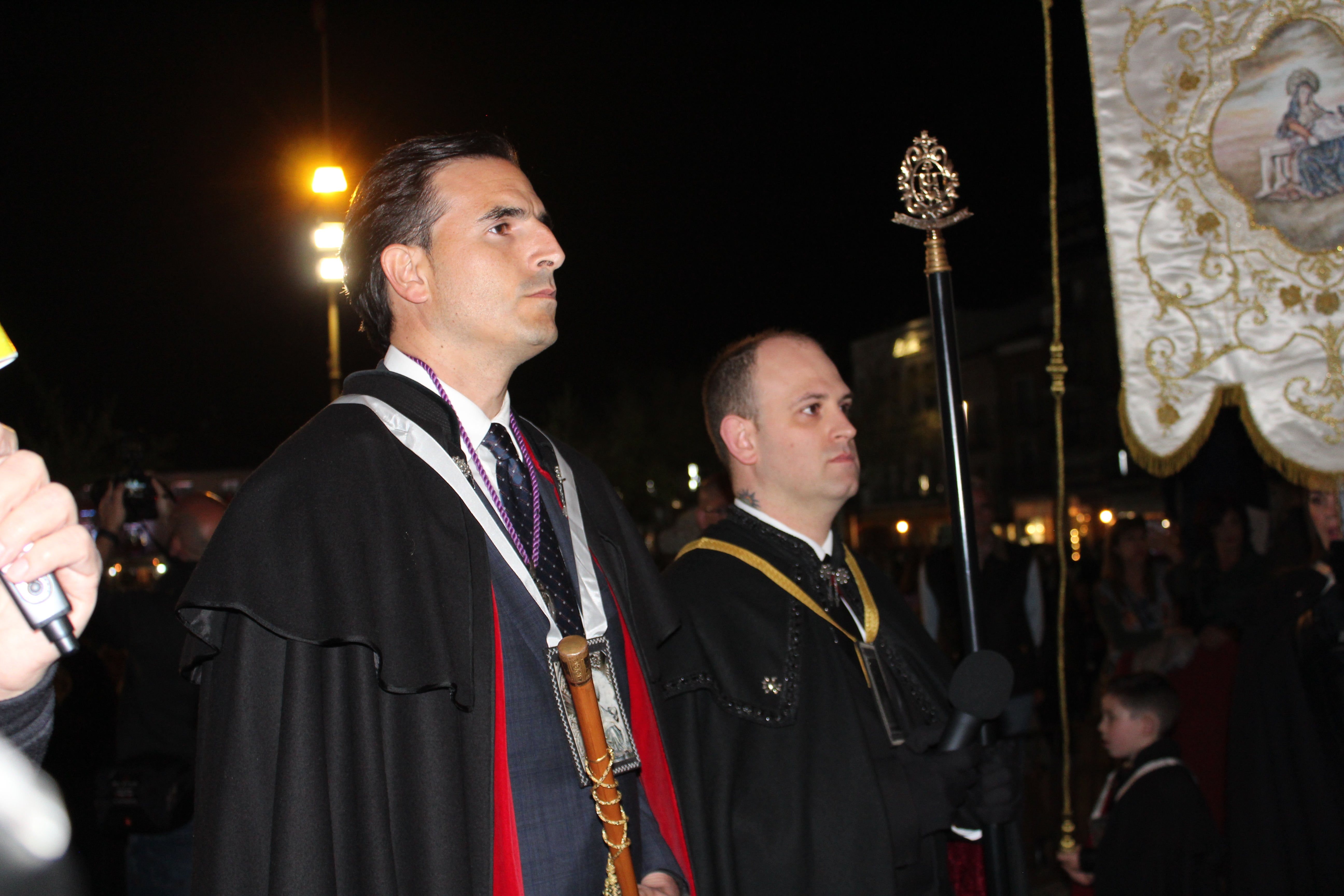 Alcalde de Medina del Campo junto al presidente de la cofradía 