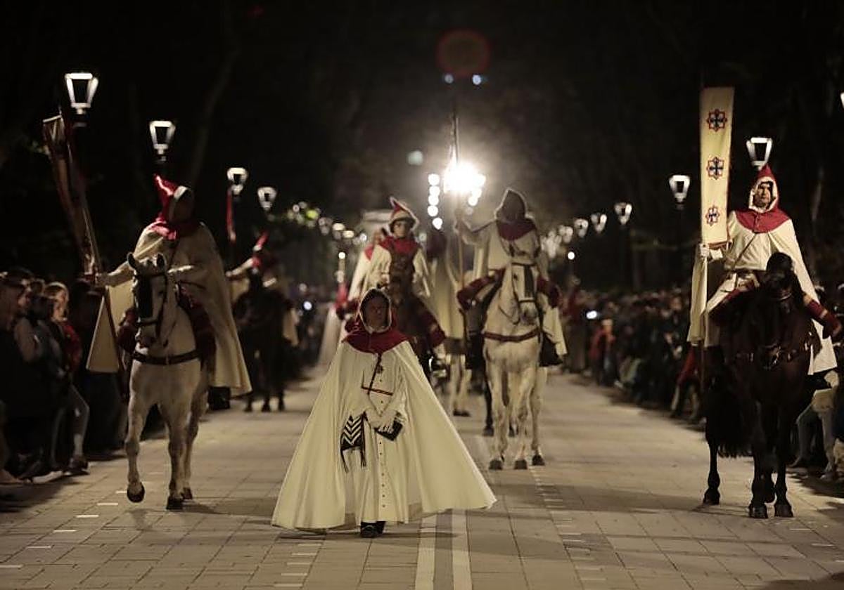Un momento del desfile por el Campo Grande.