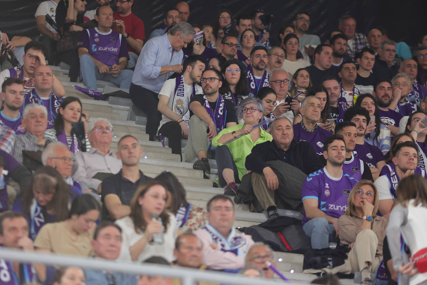 Así animó la afición palentina al Zunder ante el Real Madrid