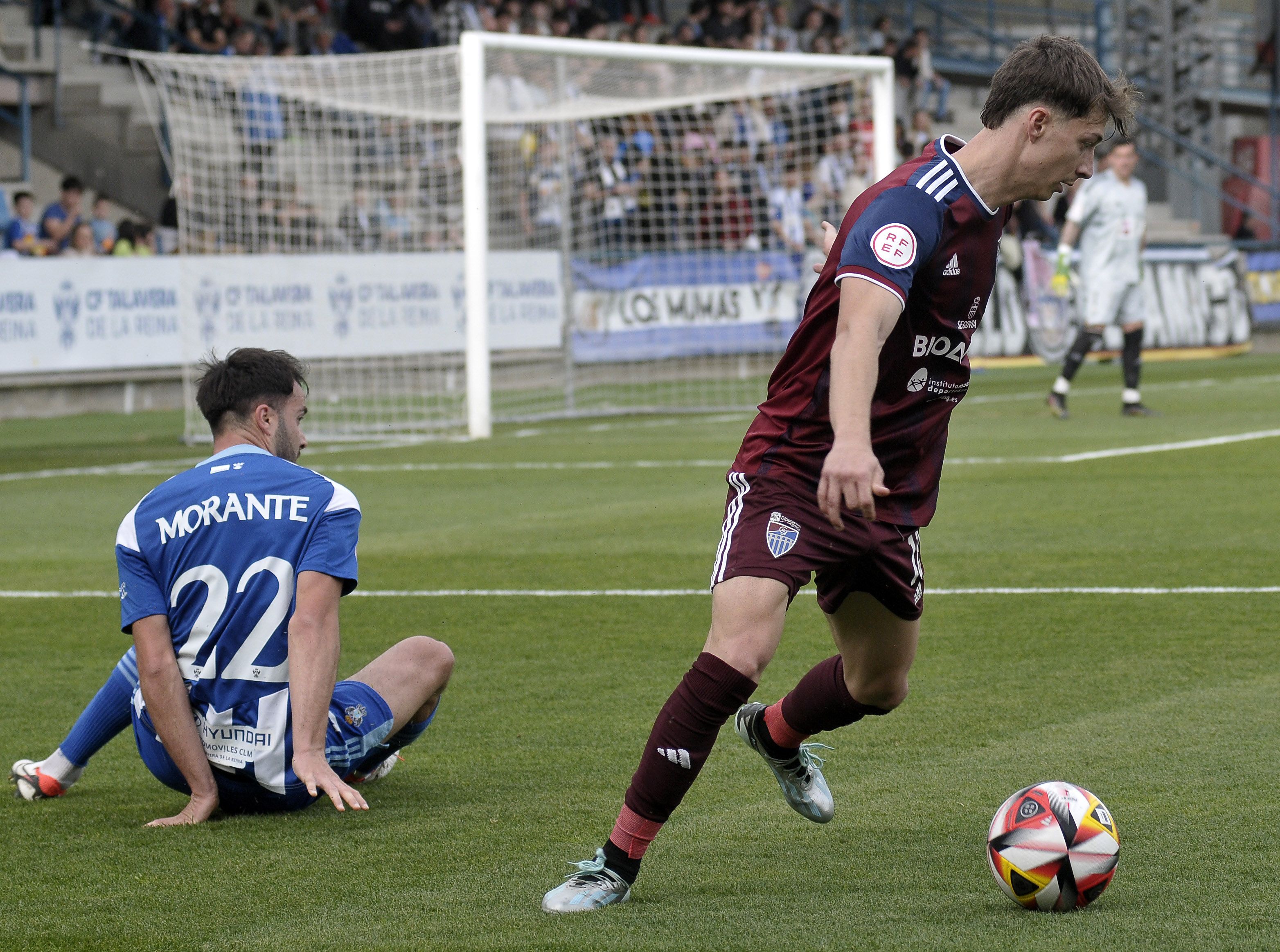 Las mejores imágenes del partido entre el Talavera y la Segoviana