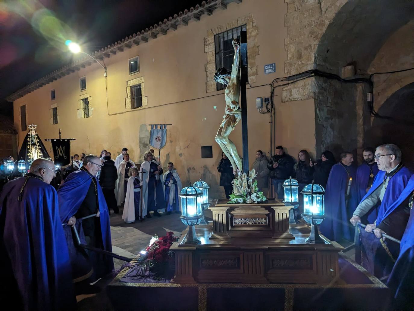 Las imágenes de la procesión del Rosario de Dolor en Torrelobatón