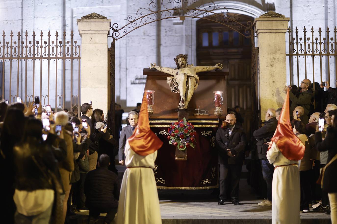 Procesión del Santísimo Cristo de los Trabajos en la Semana Santa de Valladolid 2024