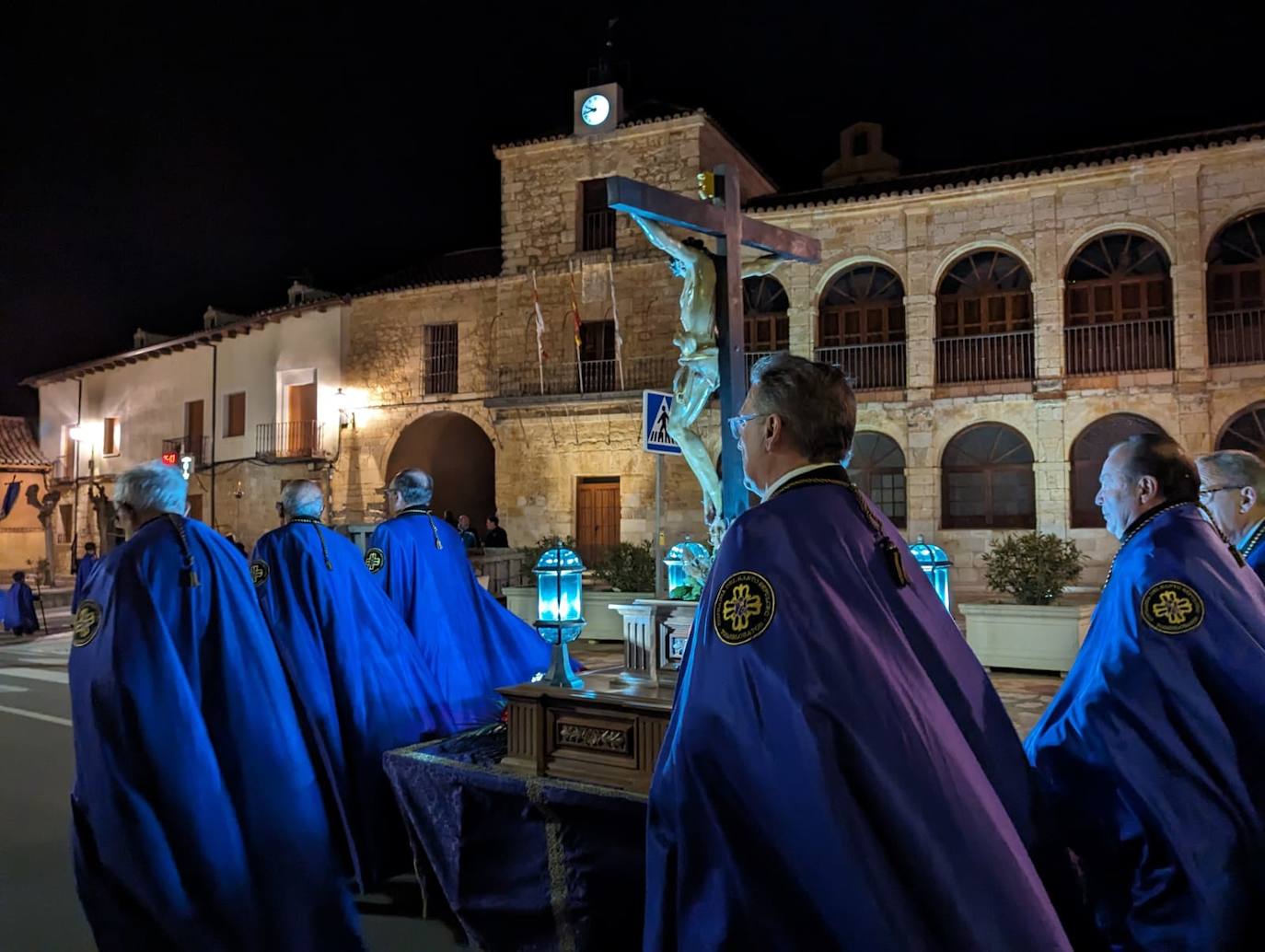 Las imágenes de la procesión del Rosario de Dolor en Torrelobatón