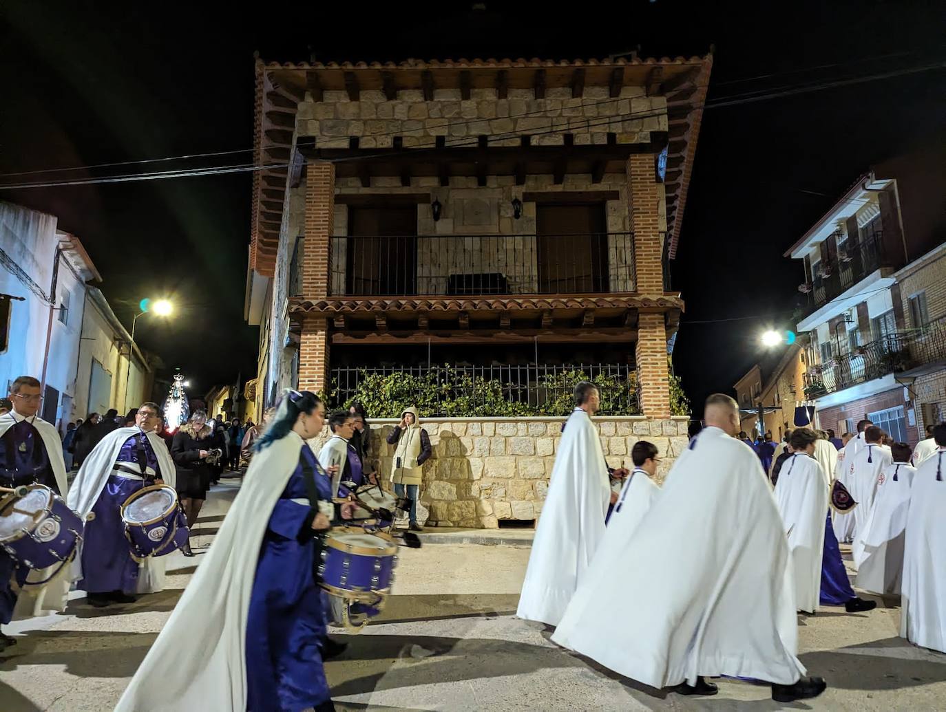 Las imágenes de la procesión del Rosario de Dolor en Torrelobatón