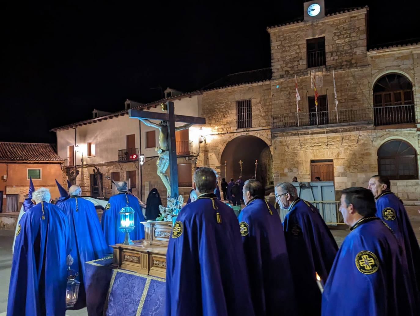 Las imágenes de la procesión del Rosario de Dolor en Torrelobatón