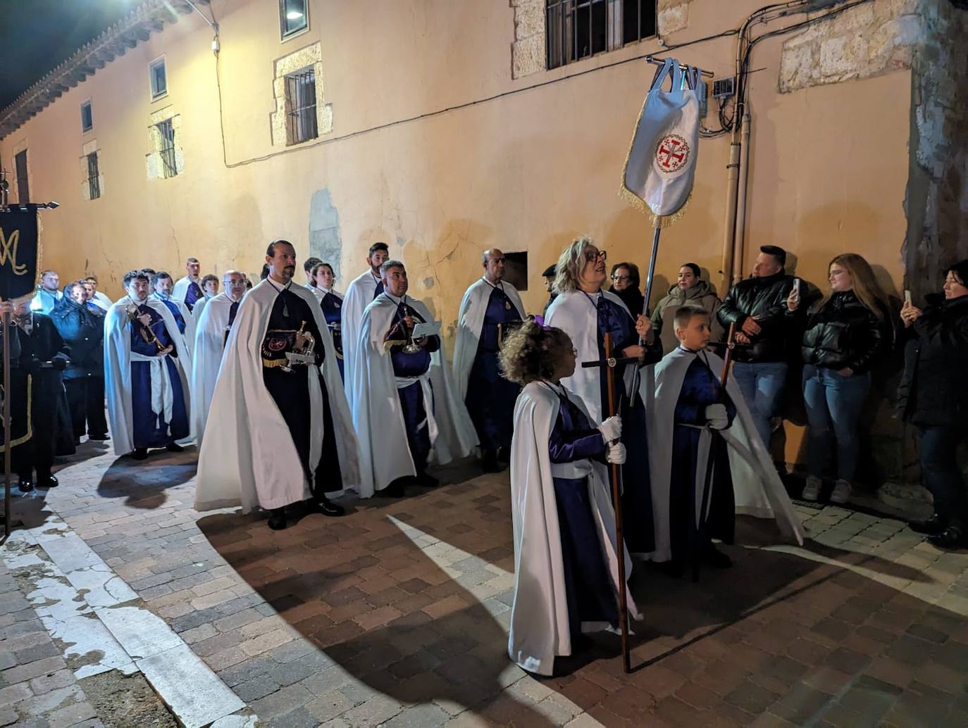 Las imágenes de la procesión del Rosario de Dolor en Torrelobatón