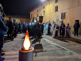 Participaron los cofrades del Santo Sepulcro de la localidad y la del Descendimiento y Santo Cristo de la Buena Muerte de Valladolid