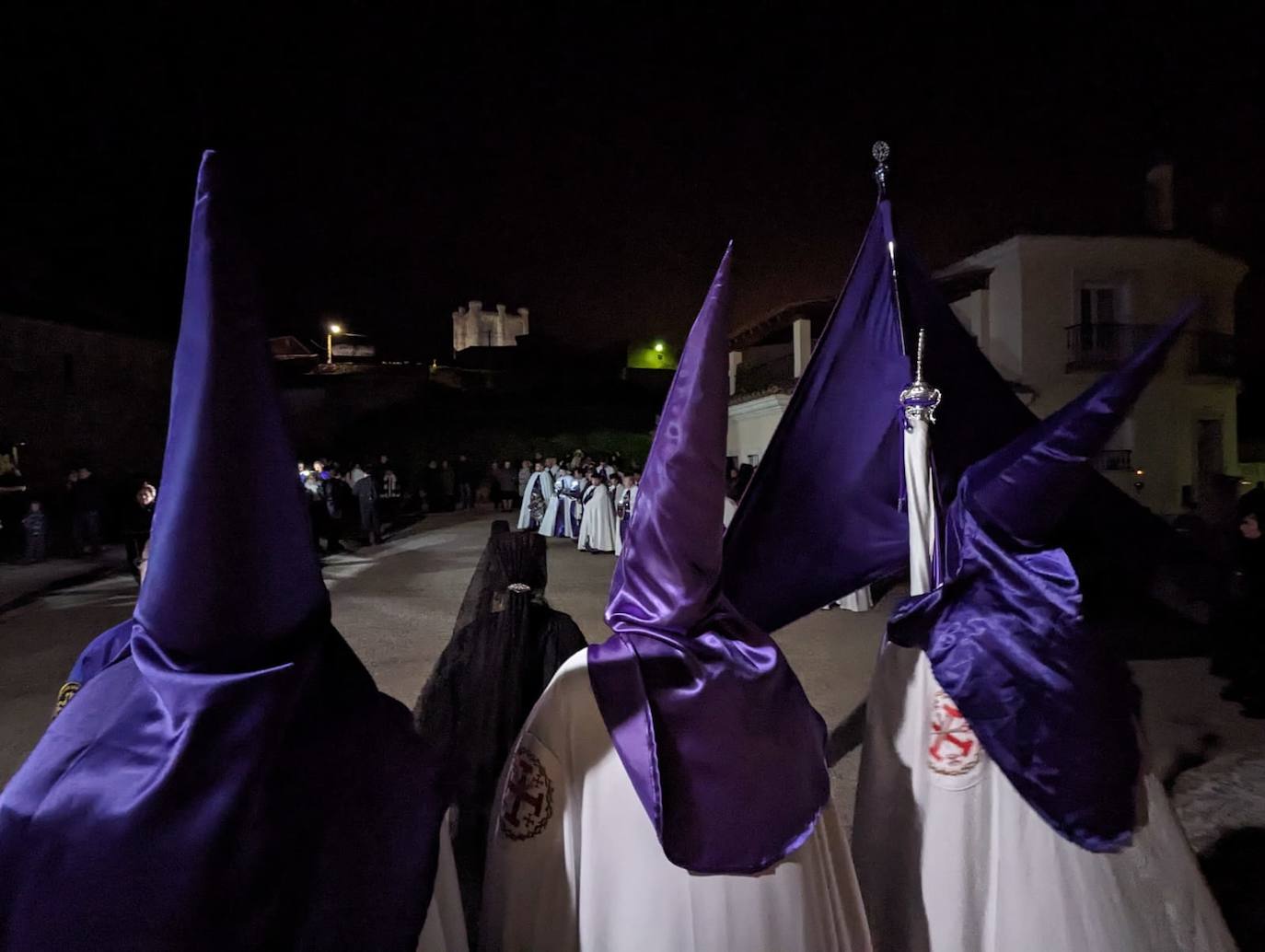 Las imágenes de la procesión del Rosario de Dolor en Torrelobatón