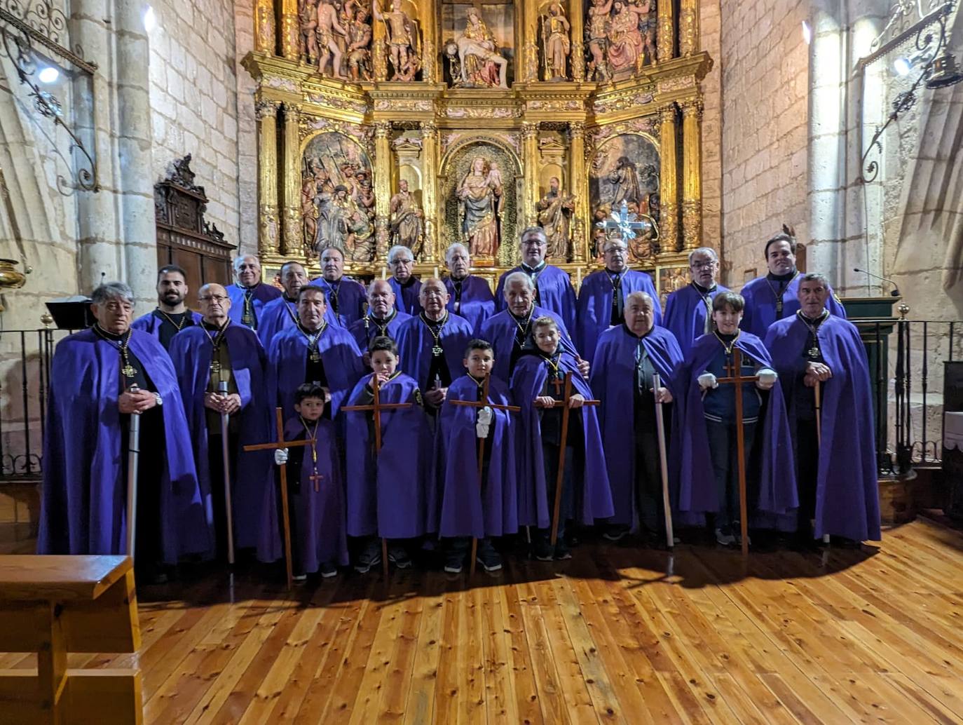 Las imágenes de la procesión del Rosario de Dolor en Torrelobatón